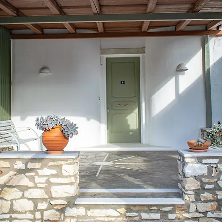 Acres Paros איה איריני פארוס