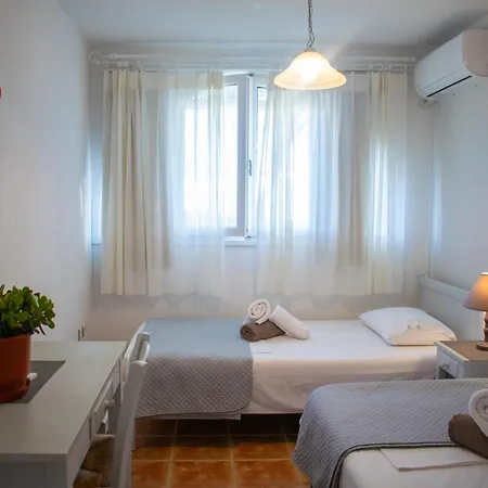 Acres Paros Apartment