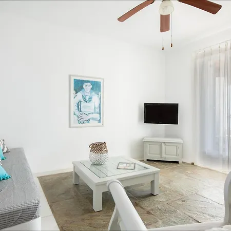 아파트 Acres Sunset Agia Irini (Paros)